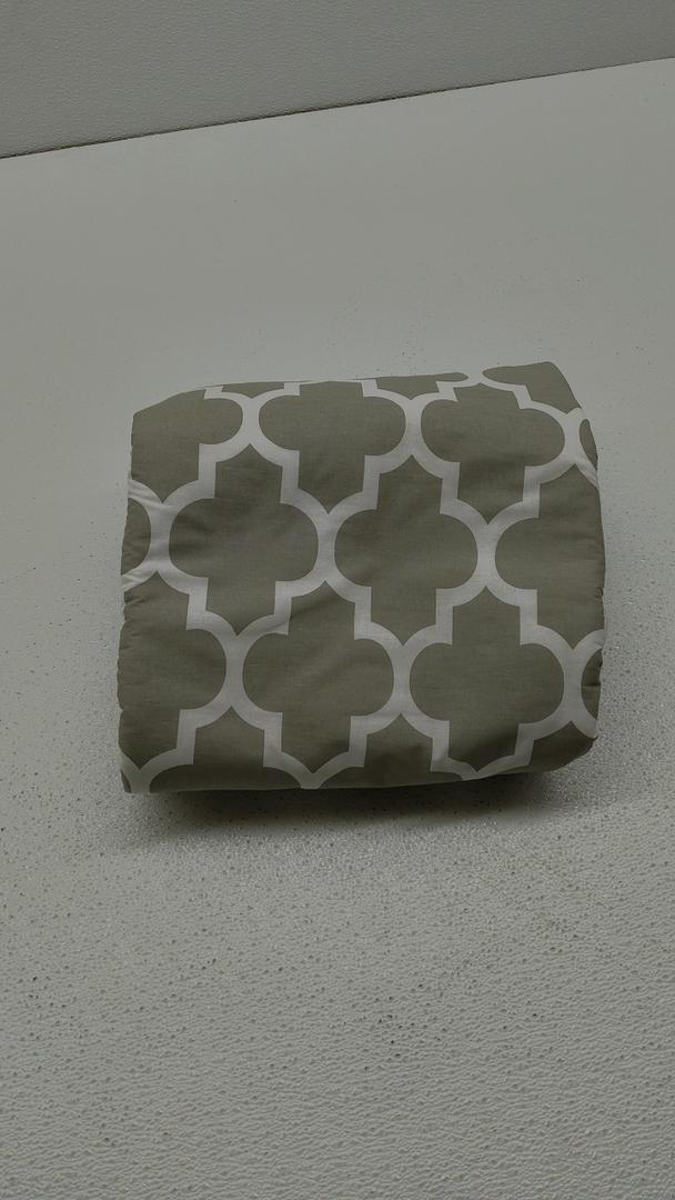 Whitmor Reversible Cover And Pad