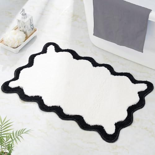 DyeFury Luxury Cute Bathroom Rugs, White Bath Mat W/Black Scalloped Edge, Microfiber Aesthetic Trendy Funky Fun Preppy Rug, Extra Soft Bathroom Mat Non-Slip for Tub, Shower, and Bath Room 30'' x 20''
