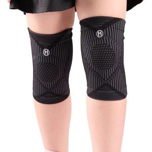 HUETIDE Kids knee brace for sports-Youth Knee Compression Sleeve for Kids,extra small knee support sleeve for pain Relief,Running,Workout, Arthritis,Recovery, Boys & Girls,1Pair,Back (Black)