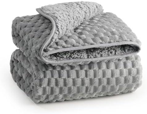 Super Soft Luxury Fleece Sherpa Weighted Blanket for Teens, 7lbs Small Weighted Lap Blanket for Adults, Turtle Shell Cozy Warm Throw for Winter, Compact Heavy Blanket for Better Sleep, Grey, 41"x60"