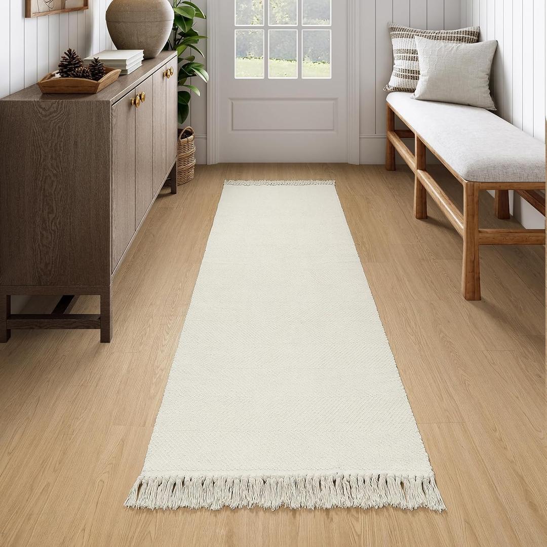 Collive Long Hallway Runner Rug 2.6' x 7', Washable Runners Indoor Entryway Rug, White/Beige Braided Woven Kitchen Carpet Low Profile Front Door Mats for Laundry Room Bedroom Doorway