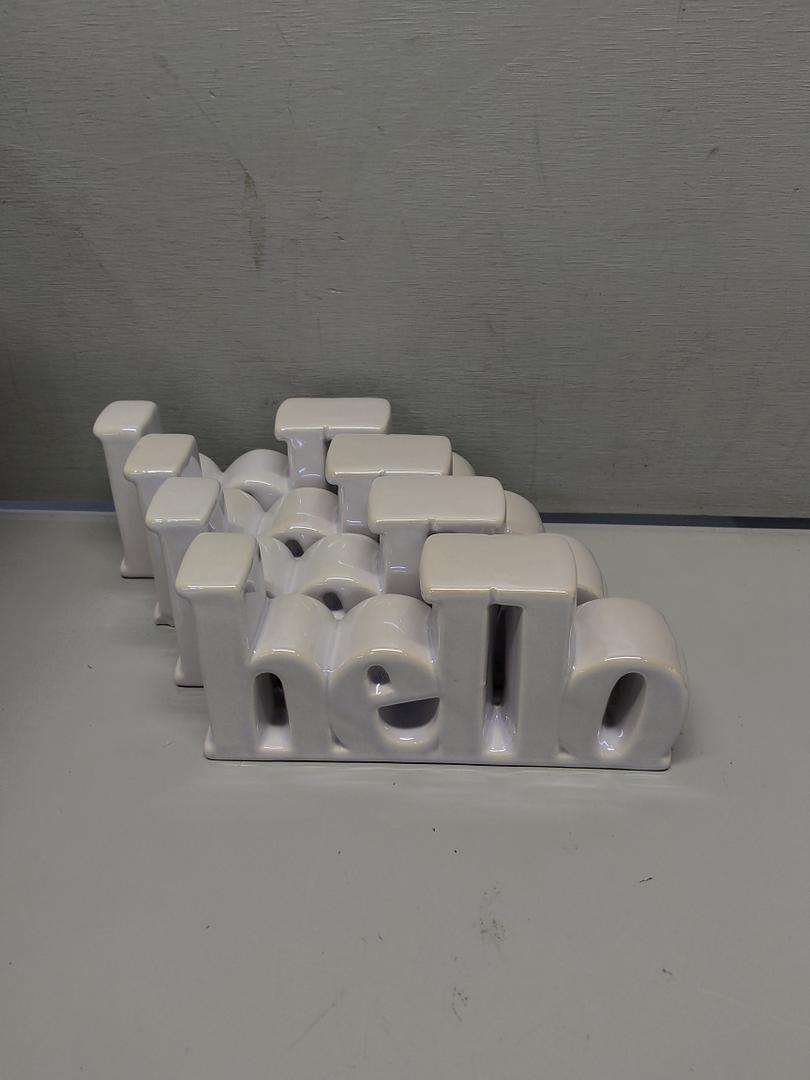 Table Decor Hello 4 Pack