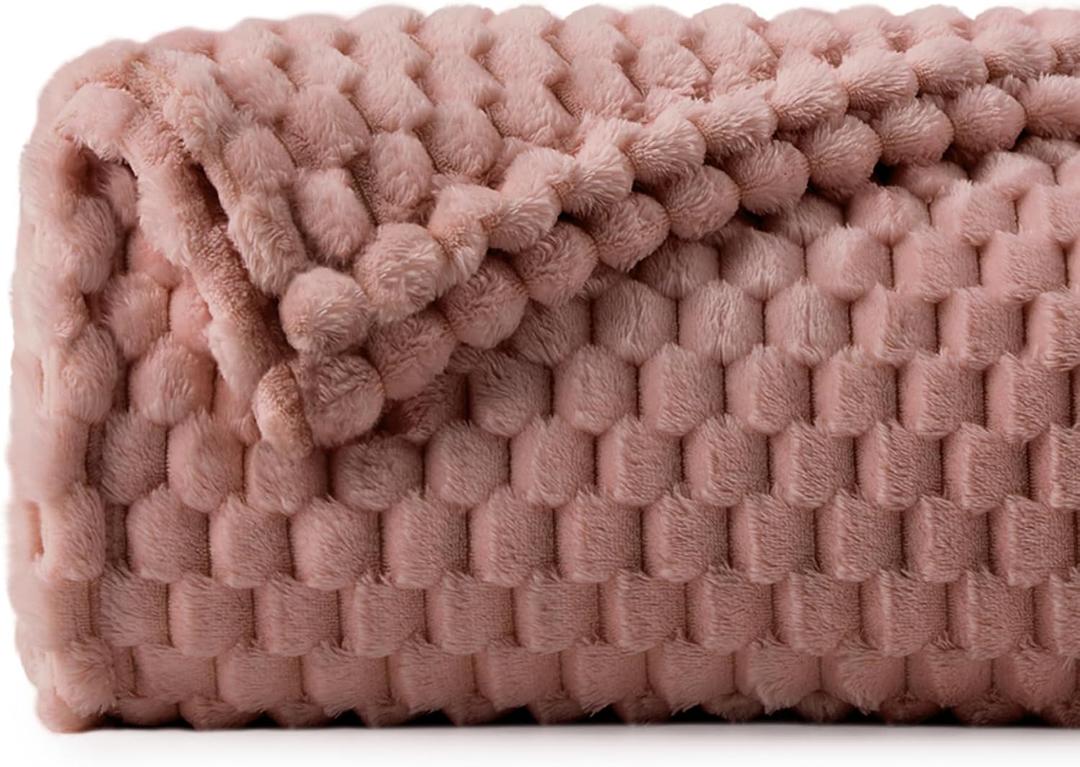 BEDELITE Valentine Day Fleece Blanket, 3D Jacquard Decorative Dusty Pink Twin Size, Soft and Cozy Warm Plush Fuzzy Throw All Seasons Suitable, 60x80Inches
