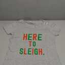 Womens Here to Sleigh Xmas funny Slay Christmas Puns Women Girl V-Neck T-Shirt S