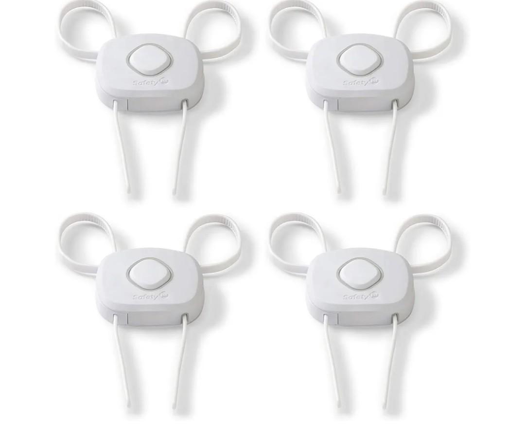 Safety 1st OutSmart™ Flex Lock, White, 4 Pack