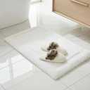 Dreame. White Premium Removable Silp Cover Memory Foam Bath Mat, Thick Ultra Soft, Non-Slip, Water Absorbent Bathroom Rug 21 x 34