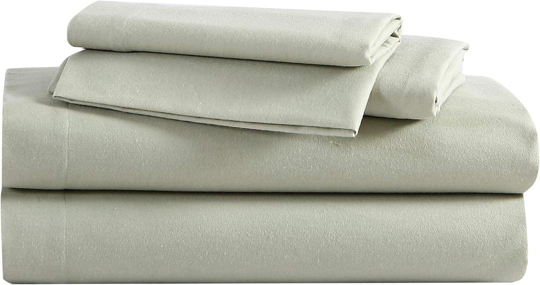 Eddie Bauer - Flannel Sheets King Size, Anti-Pilling & Wrinkle Resistant Cotton, Touchably Soft for All-Season Comfort - Bed Sheets with Matching Pillowcases & Fitted Sheet (Solid Green)