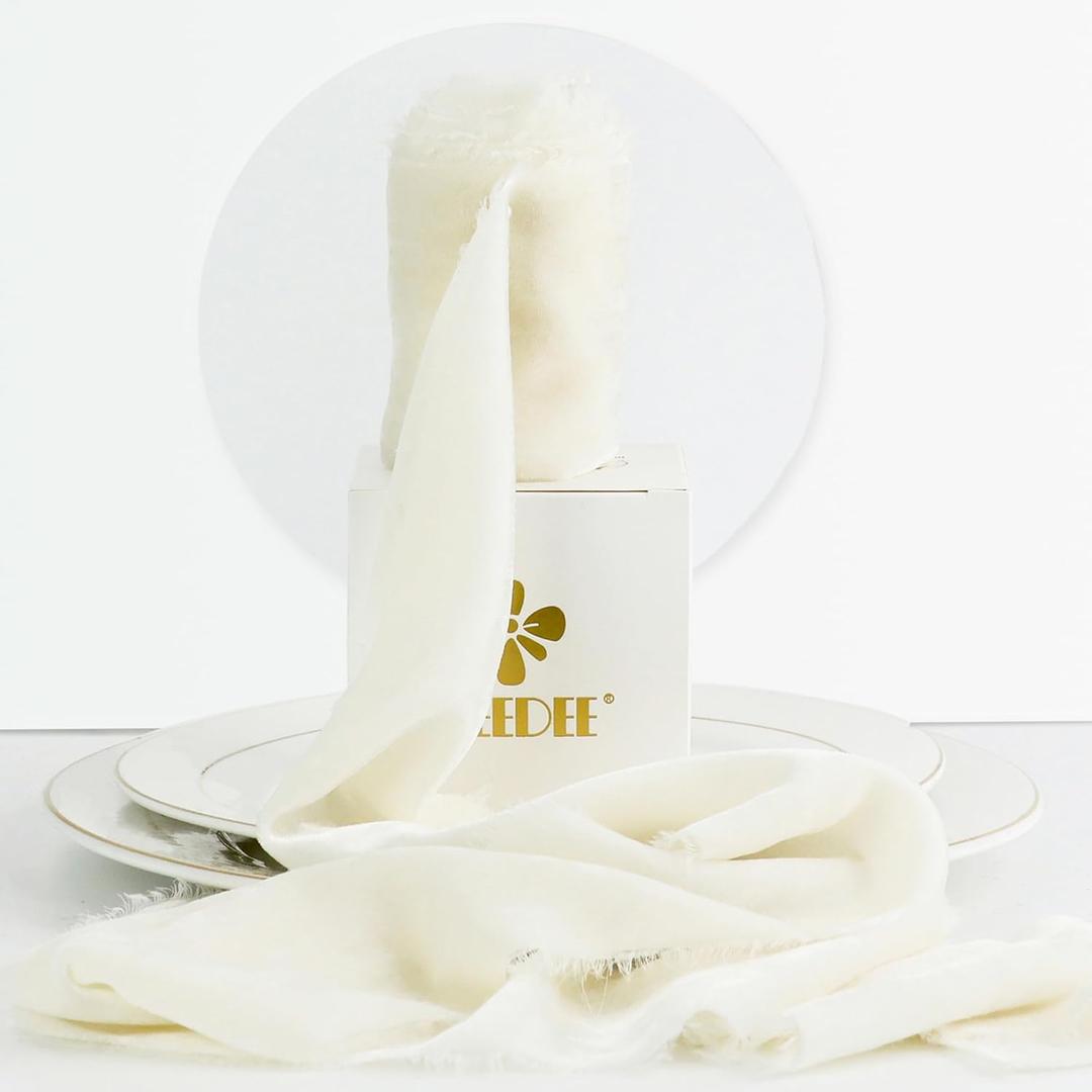 MEEDEE Cream Velvet Ribbon - 3 Inch Fringe, Raw Edge Silk Velvet Ribbon for Wreaths, Flower Bouquet, Photography, Dress Sash, Baby Shower, Wedding Decor (3 Yards) (Ivory)