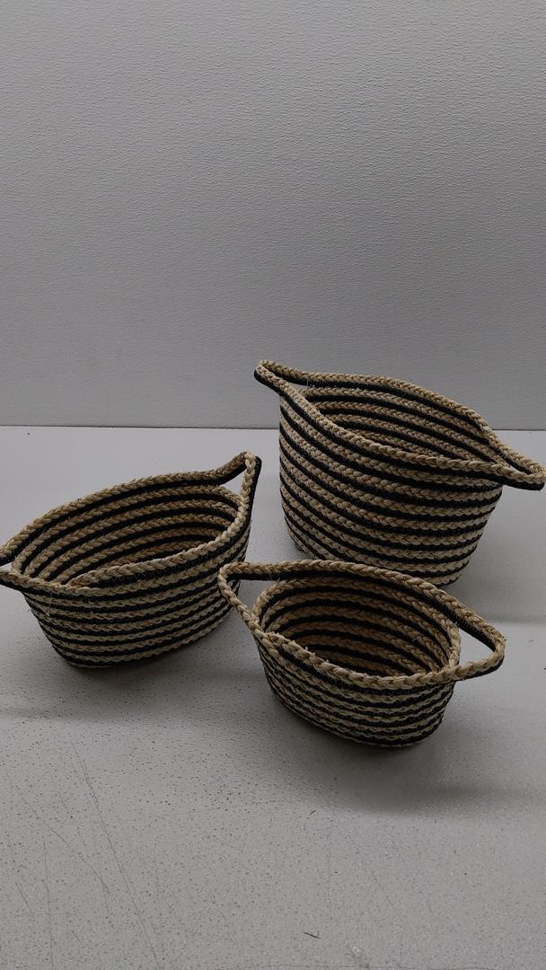 HD LG Oval Water Hyacinth Basket HD LG Oval Water Hyacinth Basket
