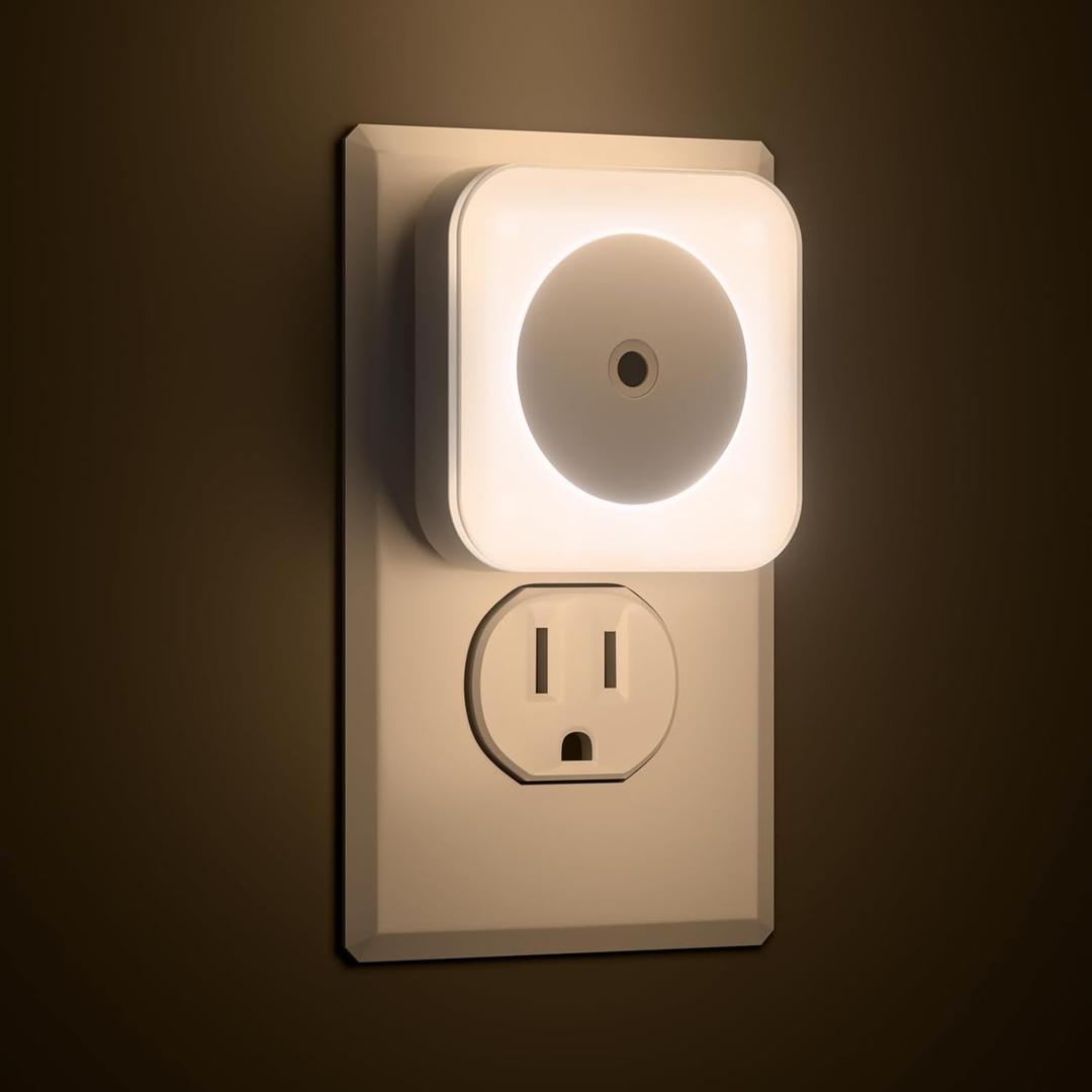 6-Pack LED Night Lights Plug into Wall,Bright Nightlight Auto-On/Off and Dimmable,0.5W Plug in Socket Night Light,Smart Sensor,Daylight White,for Adults Kids Bedroom Bathroom Hallway Kitchen Decor (6)