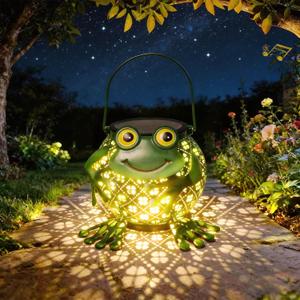 Solar Lanterns Outdoor, Solar Lights Outdoor Garden Decor, Waterproof Outdoor Hanging Lantern Solar Garden Lights Frog for Outside Patio Yard, Lawn, Porch, Backyard Decoration