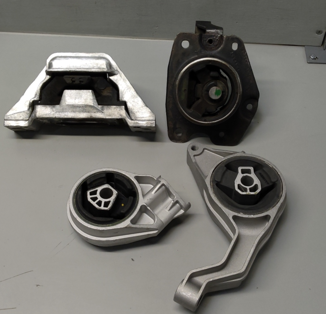APremium Motor Mount Kit