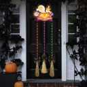 Halloween Witch Broom Decorations, Light-Up Halloween Porch Decor Outdoor, Wooden Witch Broom Sign, Indoor Halloween Wall Decor, Yard Door Decorations for Trick or Treat Sign (Exclude Battery)