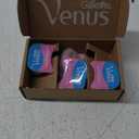 Gillette Venus ComfortGlide White Tea Women's Razor, Handle + 4 Blade Refills