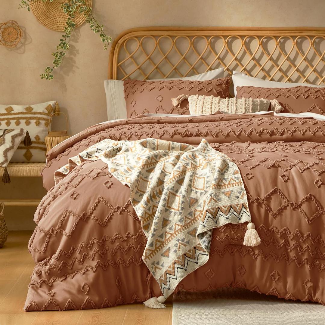 Tufted Boho King Size Comforter Set, 3 Pieces Burnt Orange Boho Bed Set, Farmhouse Shabby Chic Embroidery Bedding for All Seasons, Soft Jacquard King Bedding Set with Comforter  2 Pillow Shams