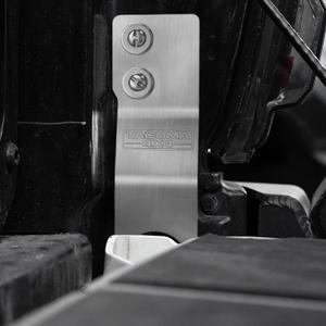 Tailgate Anti-Theft Lock Fit for Toyota Tacoma 2016-2023, Truck Bed Tailgate Locks Protector Compatible with Toyota Tacoma Accessories 2023-2016（Metallic）