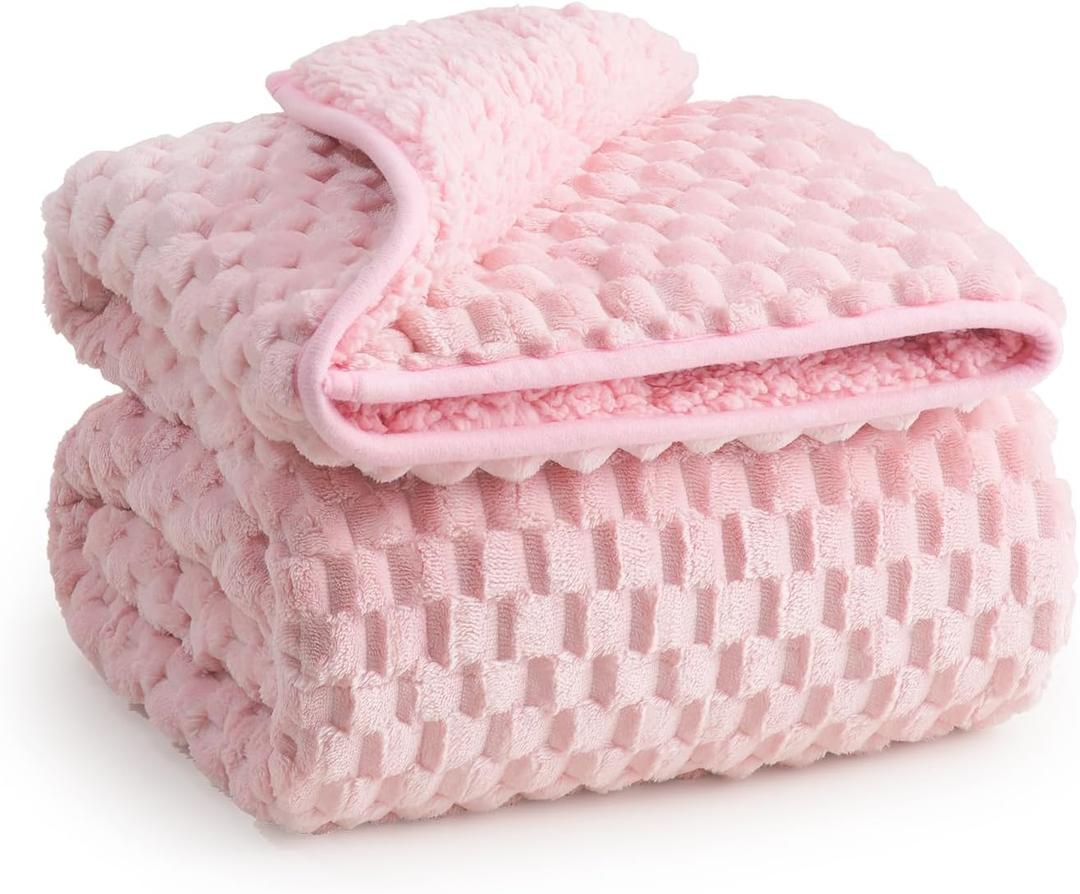 Super Soft Luxury Fleece Sherpa Weighted Blanket for Teens, 7lbs Small Weighted Lap Blanket for Adult, Turtle Shell Cozy Warm Throw for Winter, Compact Heavy Blanket for Sleep & Travel, Pink, 41"x60"