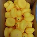 Chivao 100 Pcs Rubber Ducks with Sunglasses in Bulk Mini Yellow Rubber Duck Gifts Squeak Bath Float Bathtub Toys for Cruise Gift Exchange Birthday Party Supplies