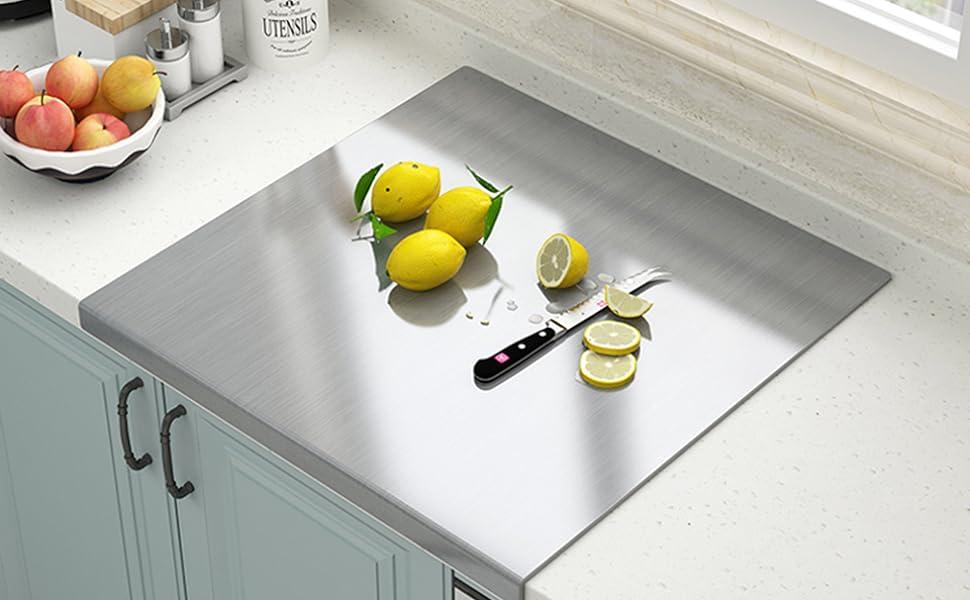 Stainless Steel Cutting Boards for Kitchen, Lipped stainless steel cutting board. Large cutting board suitable for meat, fruits, vegetables, bread, and baking (Stainless Steel, 11.8"L x 11.8"W)