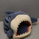 QWINEE Cat Mat Shark-Shaped Kennel Kitten Bed Hideout House Warm Soft Comfortable Semi-Closed Cat Dog Nest Blue M