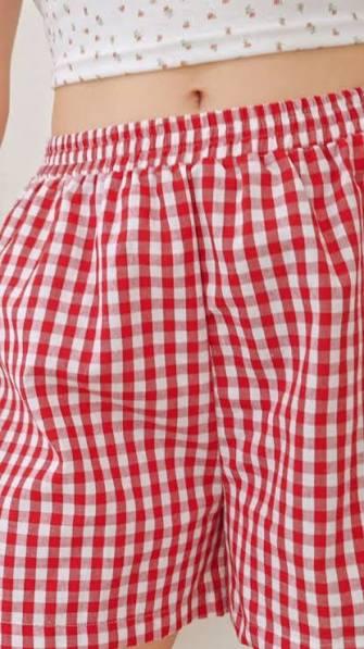Verdusa Women's Gingham Plaid Shorts Bow Tie Split Elastic Waist Y2k Wide Leg Shorts Summer Vacation Outfits Picnic Clothes Red and White Plus XX-Large Plus