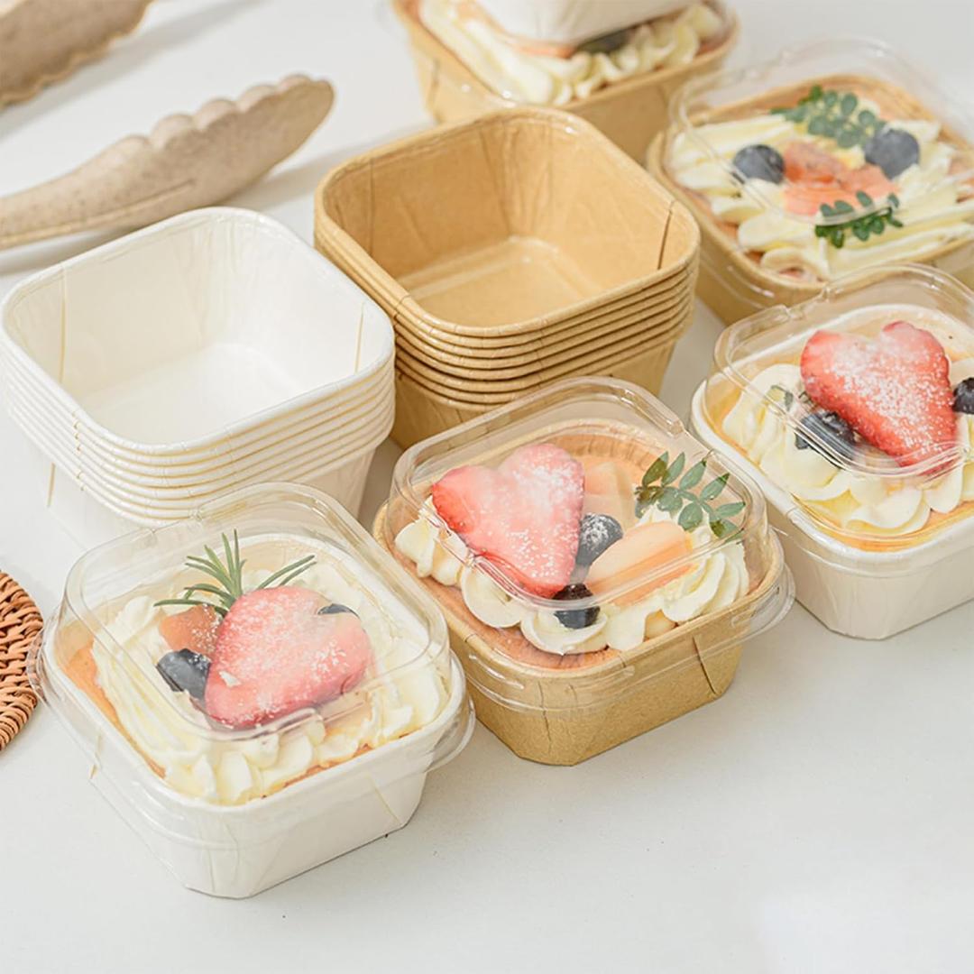 Roppolo 50 Pcs 5 Oz Baking Pans with Clear Lid, 2.5 Inch Kraft Paper Square Cupcake Cups, Mousse Cake Liner, Disposable Container For Oven