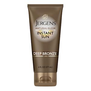 Jergens Natural Glow Instant Sun Tanning Moisturizer + Bronzer, Lightweight Sunless Tanning for Natural-Looking Color, Deep Bronze, 6 Oz