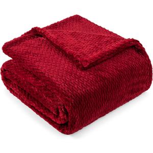 PAVILIA Soft Fleece Burgundy Dark Red Throw Blanket for Couch, Lightweight Plush Warm Blankets for Bed, Fuzzy Cozy Flannel Blanket Throw for Sofa, Travel, Jacquard Pattern, Wine Red, 50x60 inch