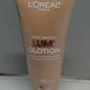 L'Oreal Paris Makeup True Match Lumi Glotion, Natural Glow Enhancer, Illuminator Highlighter, Bronzing Drops For a Sun-Kissed Glow, 902 Light (1.35 Fl Oz (Pack of 1))