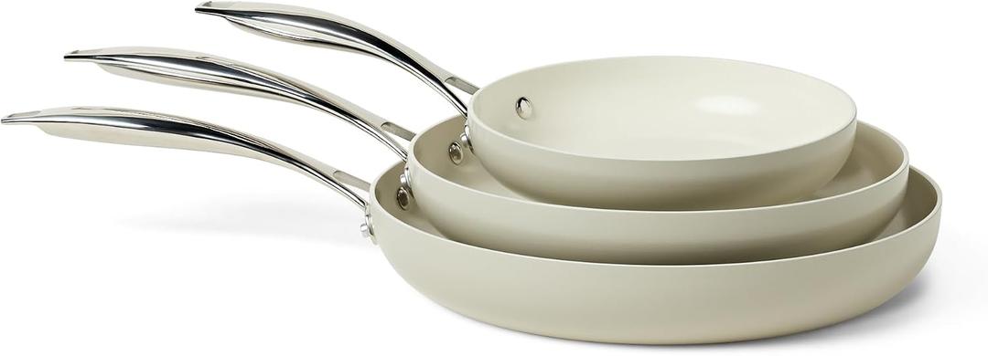 Amazon Basics Ceramic Nonstick Cookware, 3-Piece Set of Frying Pans, All Cooktop Induction Compatible, Dishwasher-Safe, Oven-Safe, Linen Gray