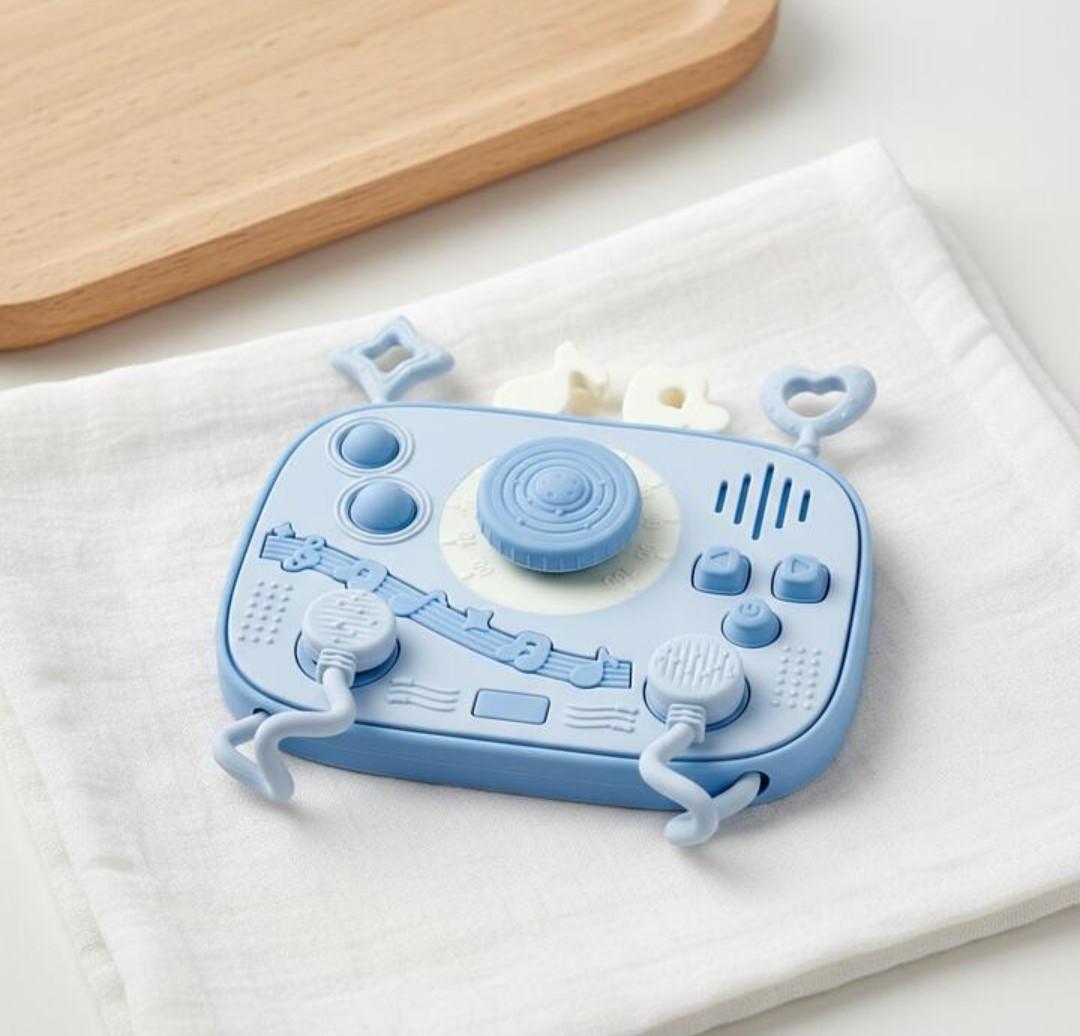 ETETOO 1pc Silicone Radio Shape Busy Board For Toddlers 18M+, Sensory Music Educational Montessori Toy, Travel Activity Fine Motor Skills Development, Baby Teether Toy
