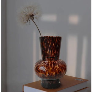 Pecfamly Brown Tortoise Shell Leopard Amber Glass Vase, Stockholm Leopard Cheetah Animal Print Room Bathroom Bedroom Home Decor Aesthetic