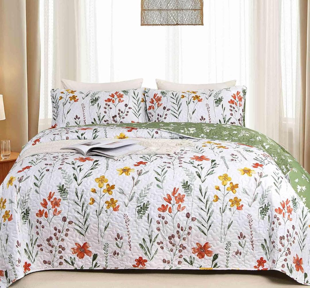 Nanko Quilt Set King Size 3 Pcs, White Floral Green Red Yellow Flower Leaf Spring Bedspreads, Soft Lightweight Coverlet Bed Spreads, Farmhouse Thin Quilted Comforter Bedding Sets for Women Men, 104x90
