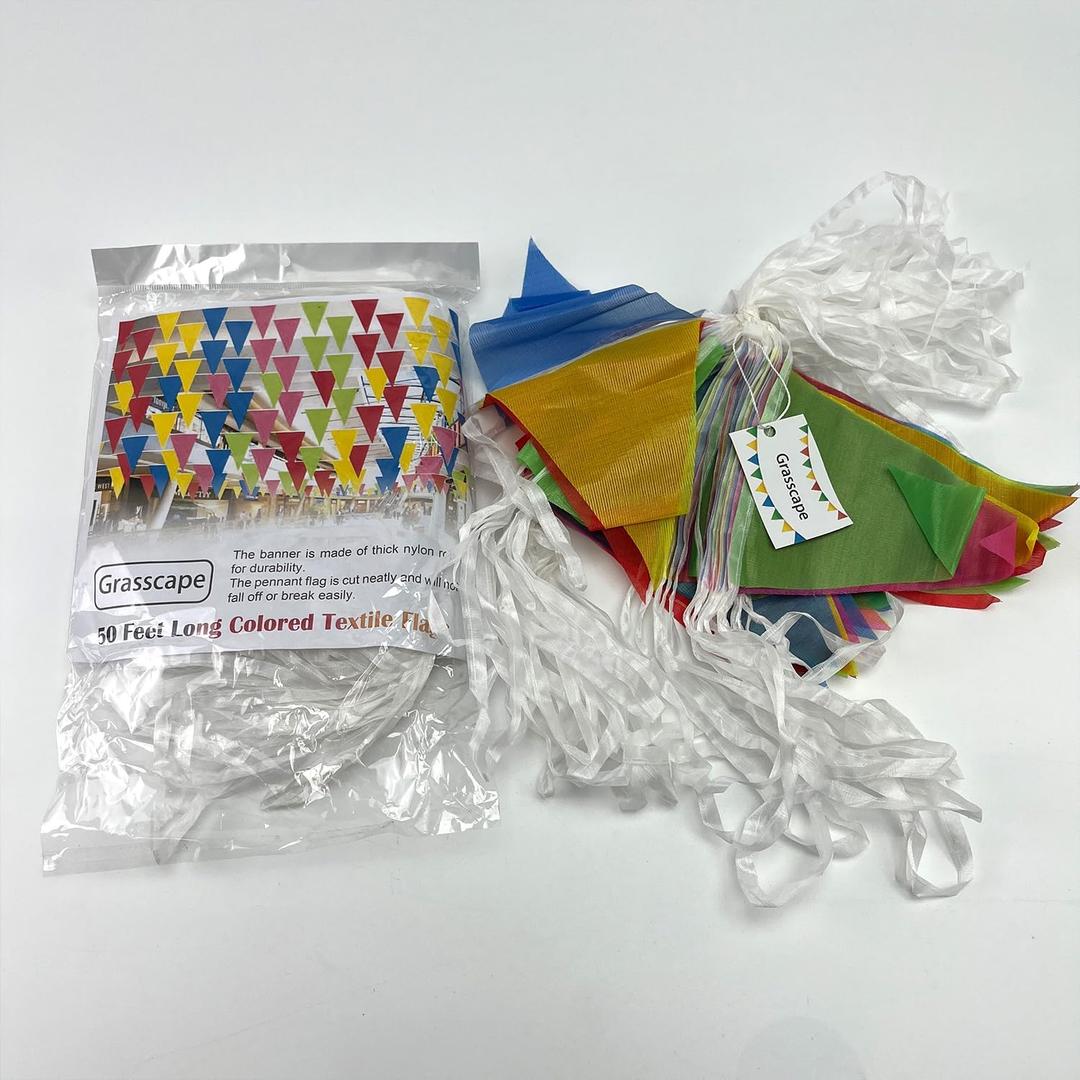 Banners and Flags of Textile, Flags Banner Colorful Pennant Flags Banner Nylon Pennant Flags Cloth Triangle Flags Banner for Birthday Party Celebrations Christmas Shops Decorations