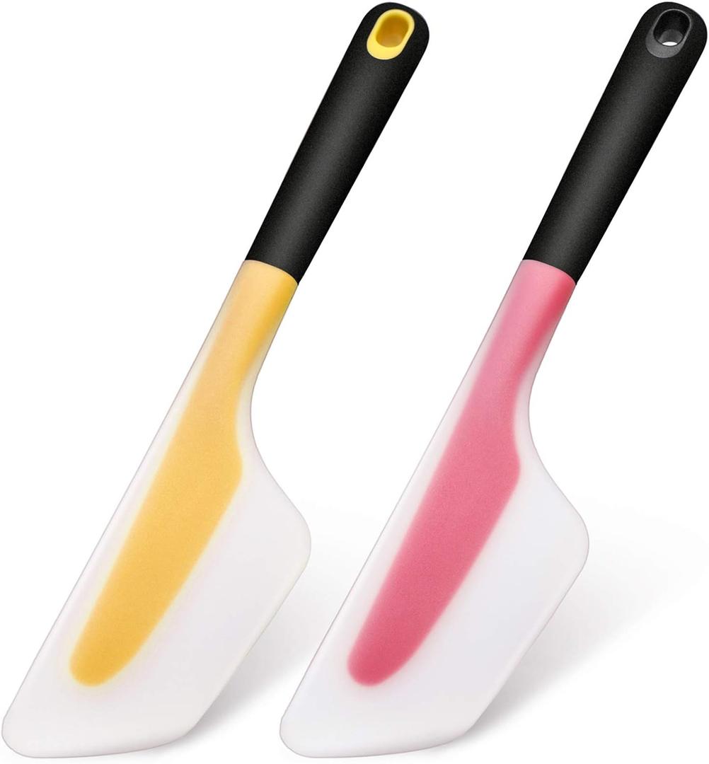 2 Pieces Omelette Spatula Kitchen Turner Silicone Flip and Fold Omelette Turner for Kitchen Omelet Pancake Crepes(Red and Yellow)