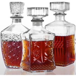 Whiskey Decanter Set of 3 Glass Liquor Decanters, Alcohol Bottles with Airtight Decanter for Tequila, Vodka and Brandy Unique Whiskey presents for Man, Dad, Husband and Home Bar Decor (28oz*2, 31oz*1)