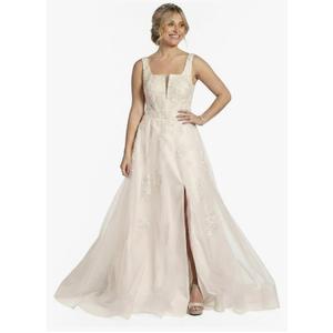 David's Bridal The Edit Square Neck Tulle and Lace Ball Gown Wedding Dress, Size 14