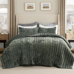 Bedsure Velvet Quilt King Size - 108"x96" Oversized King Size Bedspread Comforter Set, Luxury Velvet Comforter Coverlet, Ultra-Soft Bedding Set with 2 Pillow Shams for All Season, Olive Green