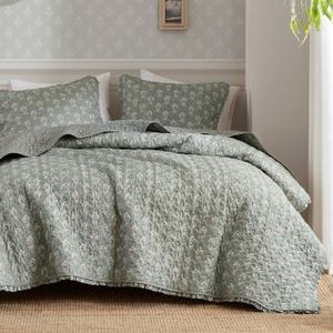 Madison Park Vintage Floral Quilt Set King Size, Reversible Bedding & Lightweight Bedspread Set, Traditional Block Print Coverlets with Ruffled Edge, 3-Piece with 2 Shams, Sage Green