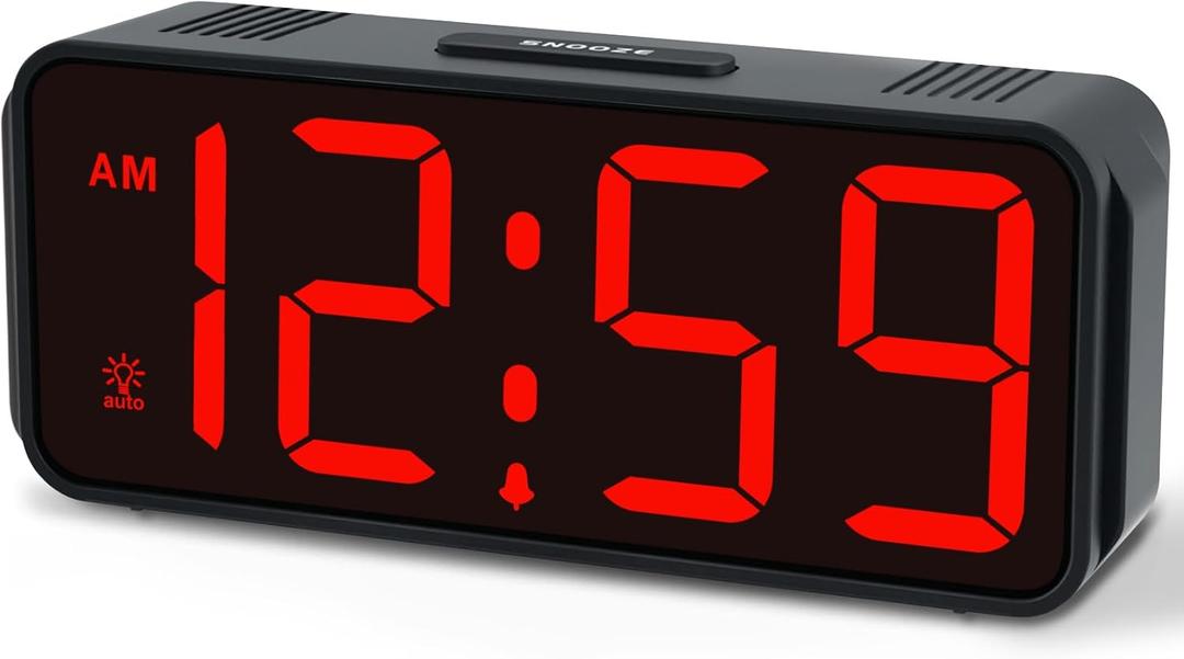 Peakeep Small Battery Powered Digital Alarm Clocks for Bedrooms Bedside, Cordless Tiny Travel Portable Desk Clock, Large Numbers Auto Dimmable, LED Display 4 Dimmers, 5 Alarm Volumes