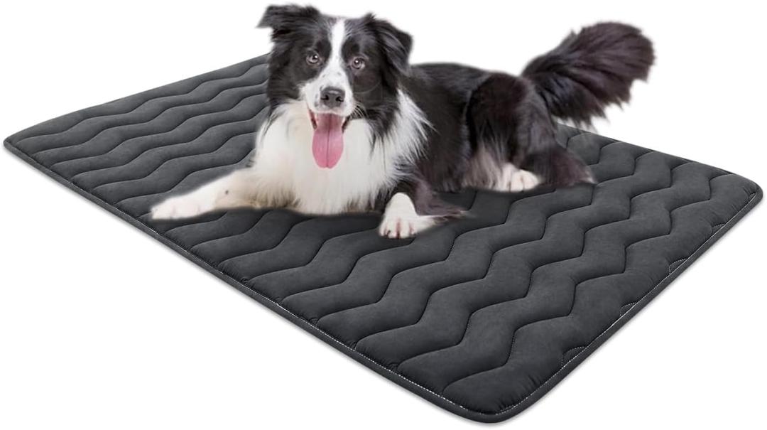 Bubble bear Dog Crate Mat,Soft Dog Crate Mat with Anti-Slip Bottom,Machine Washable,Portable Kennel Pad, Lightweight Travel Flat Pet Beds for Indoor& Outdoor Dogs42"X 28" (Black)