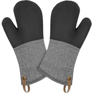Cuisinart Heritage Kitchen Oven Mitts  Heat-Resistant Kitchen Mitts for Oven with Non-Slip Neoprene Palm, Long Cuff, and Cotton Filling  Durable Oven Gloves for Cooking, Baking, & Grilling (Black Chevron)