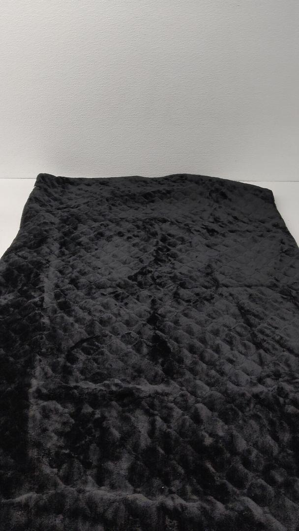 Luxury Velvet Fluffy Area Rug Modern Rugs for Bedroom Living Room  Black 32x54 Inch Luxury Velvet Fluffy Area Rug Modern Rugs for Bedroom Living Room  Black 32x54 Inch