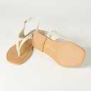 The Drop Women's Cinda Thong Sandal (6, Cream)
