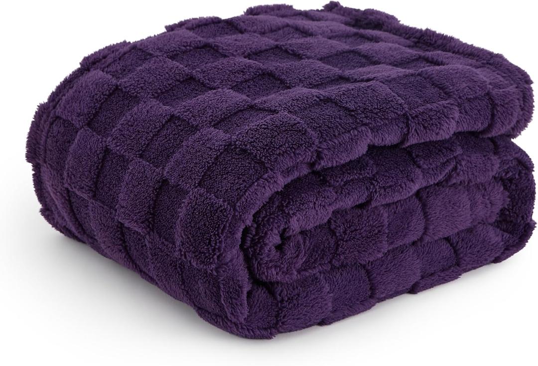 Bedsure GentleSoft Twin Blanket for Bed - Super Soft Cozy Blankets for Kids Girls, Cute Fuzzy Fleece Mother's Day Throws for Bedroom Couch, Purple, 60x80 Inches