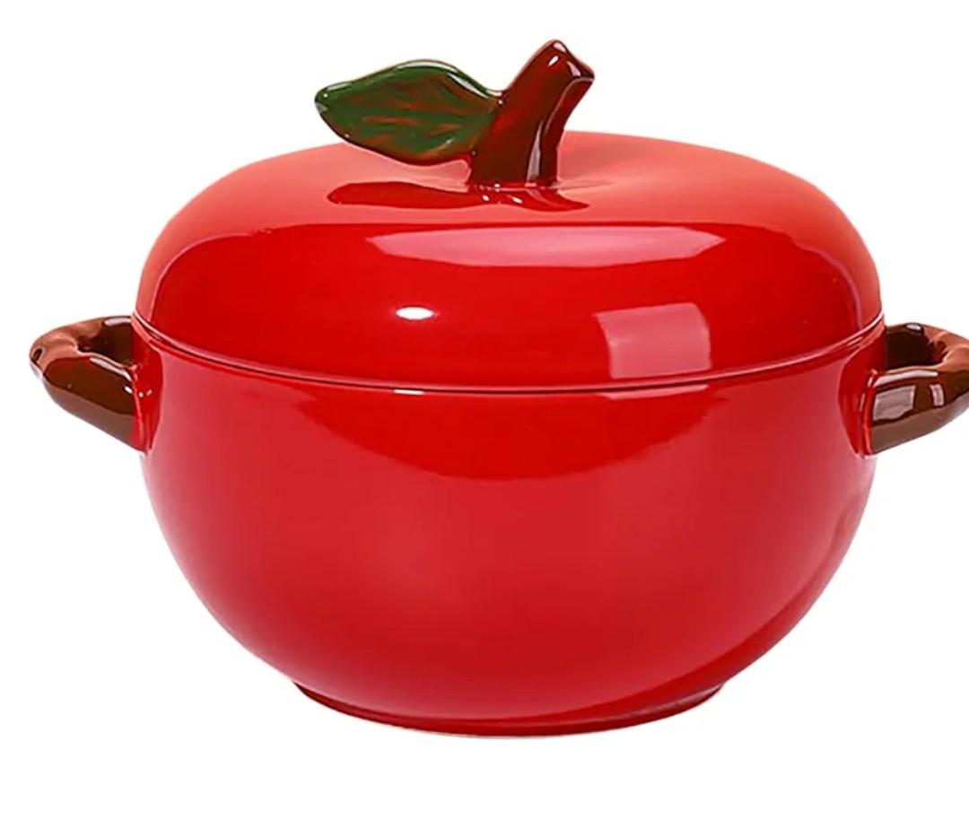 Teecyhooo 25 oz Apple Ceramic Ramekin with Lids and Handles Oven Safe, Mini Red Porcelain Casserole Dishes for Home Baking Souffle Creme Brulee, Kitchen Decor Gift
