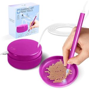 Electric Diamond Painting Pen - Electric Diamond Painting pen Lightweight Wax-Free Noise-Free Diamonds Art Pens Tool with Storage Tray Compatible with All Drill Bits Featuring Auto-Sleep Mode- Purple