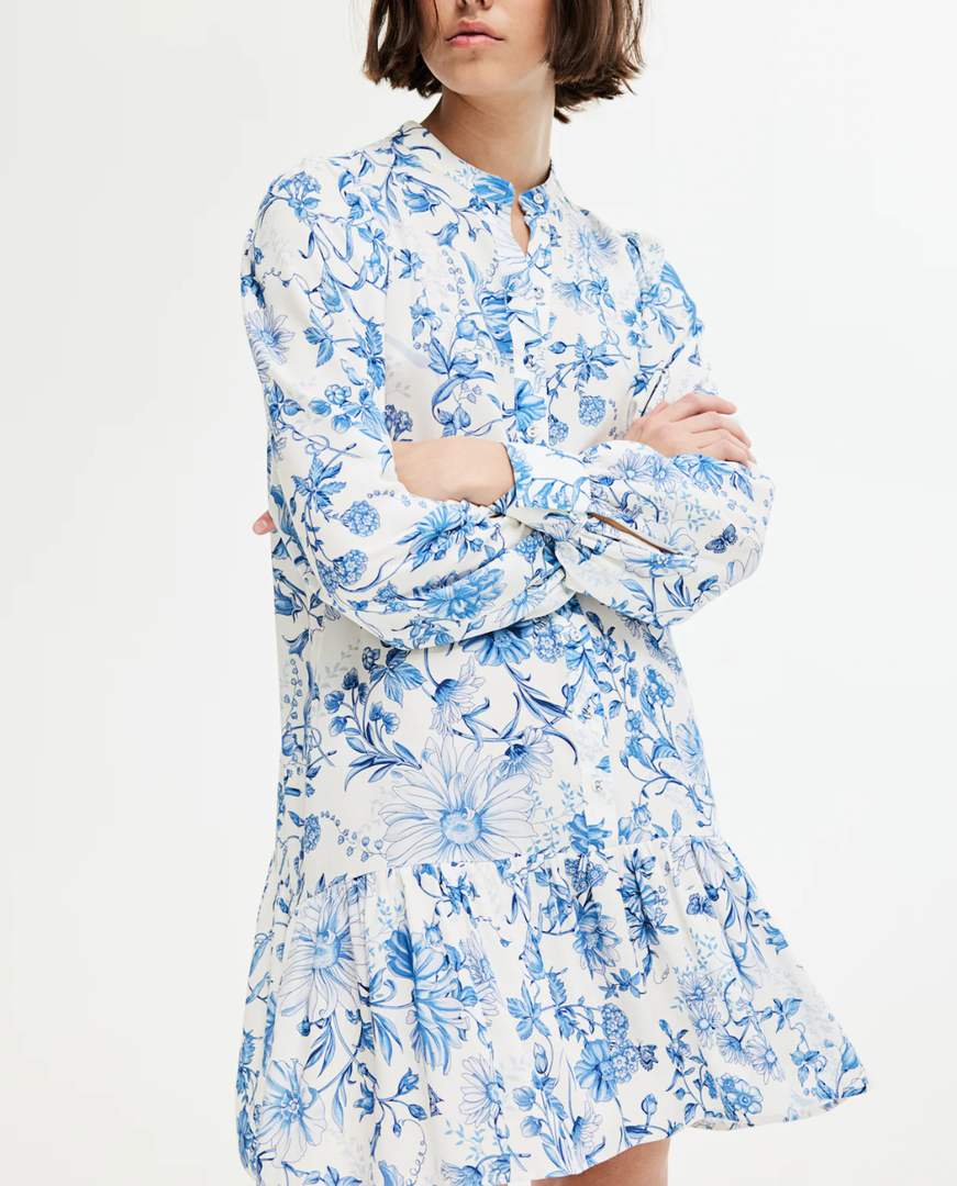 H&M Patterned viscose dress M