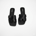SODA SANDAL BLACK WOMENS SIZE 6