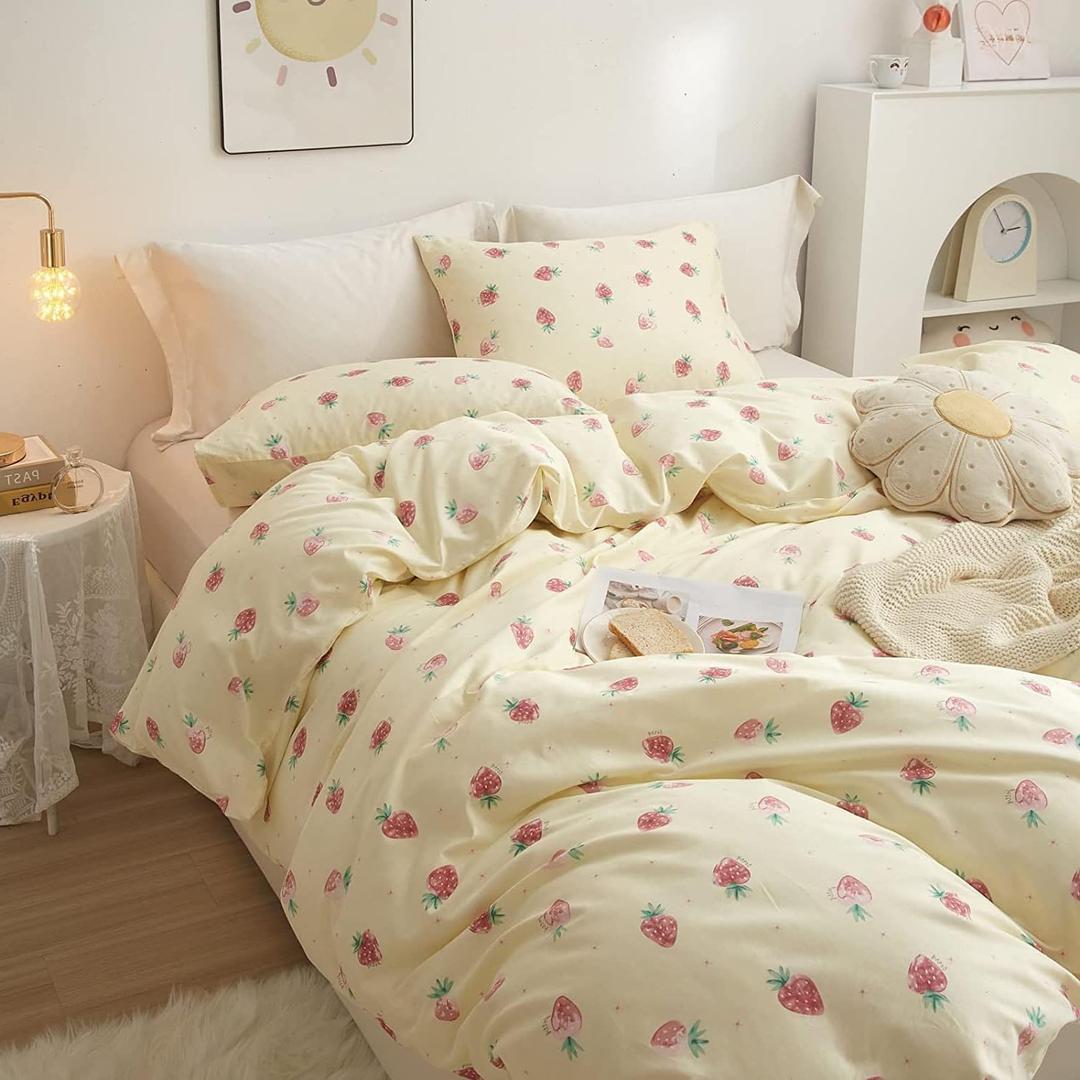 Cute Strawberry Duvet Cover Twin XL Kids Girls Kawaii Bedding Set 100% Cotton Fruits Strawberry Comforter Cover Teen Children Bedroom Decor Cream Strawberry Twin XL Duvet Cover wirh Zipper Ties (Twin XL (68"x90"), B# Kawaii Strawberry)